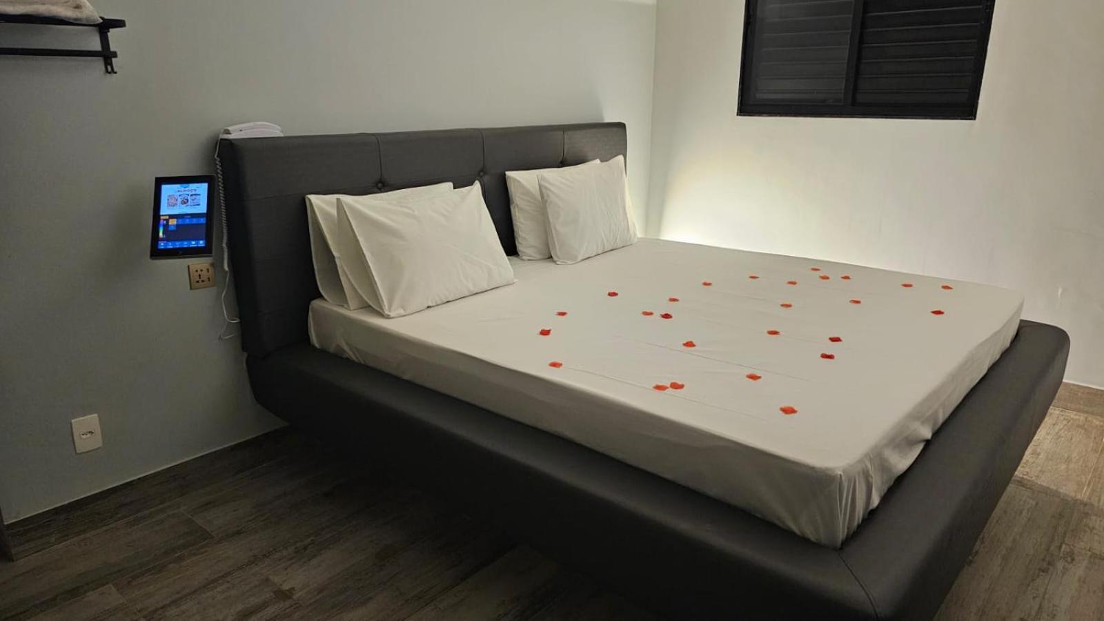 A2 Suites - Hotel E Motel Núcleo Bandeirante Kültér fotó
